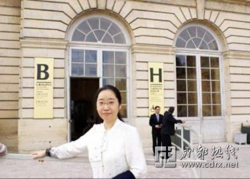 你追的谍战大剧《伪装者》 女编剧张勇“潜伏”在成都曾是工人半路转行