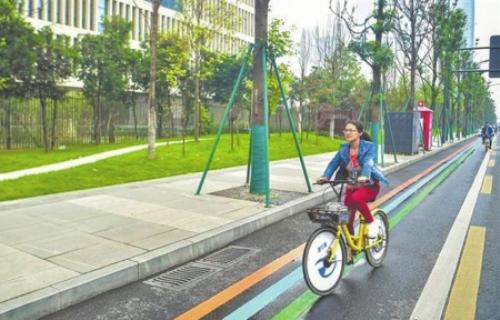 彩虹车道亮相成都高新区 打造超800公里自行车交通网