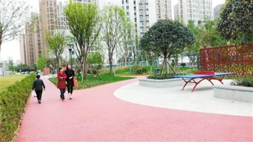 成华柳林村棚改“金土地”变街头游园 成都首个棚改建公园绿地项目投用