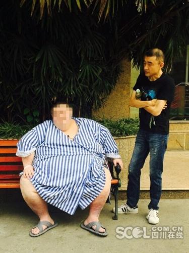 武汉26岁小伙530斤将在成都三医院手术减肥
