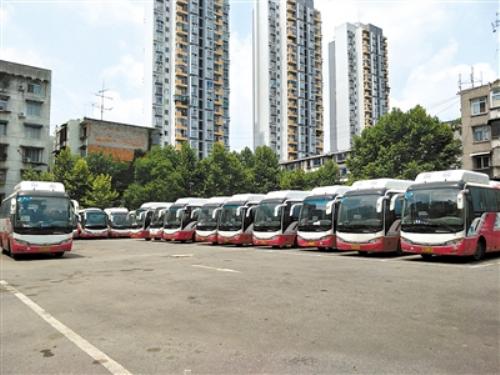 地铁开通公交加密 温江三条进入成都市中心班线停开