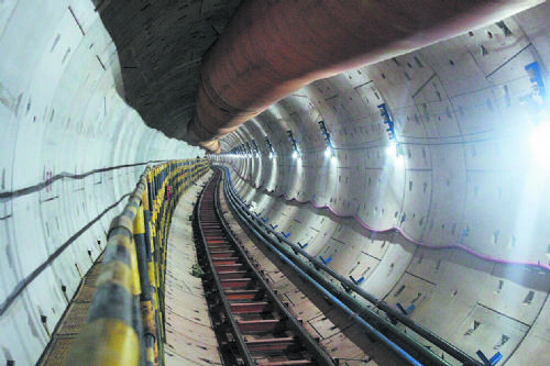 成都地铁6号线三期首台盾构机完成“打洞”串联天府新区核心地块