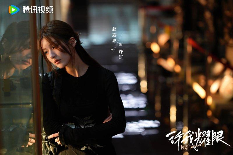 国庆剧集扎堆上线，抗反光神机TCL T7L Ultra给了我太多惊喜！