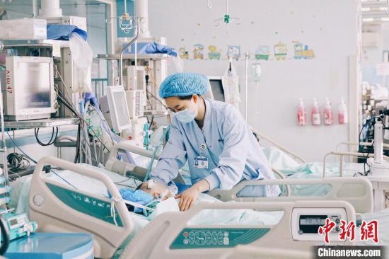 西南地区最小患儿心脏移植手术在四川大学华西医院完成 年仅1岁8个月