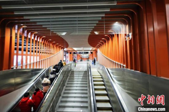 北京轨道交通昌平线南延一期开通试运营 城市轨道交通运营总里程超800公里