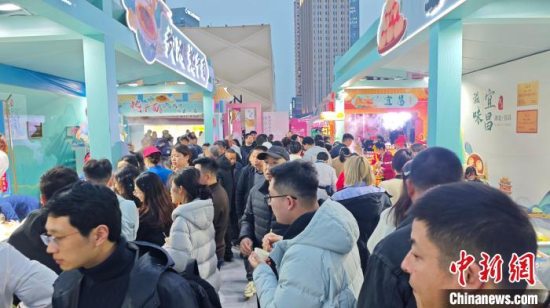 2025年“中华美食荟”暨湖北服务消费季启动仪式在武汉举行