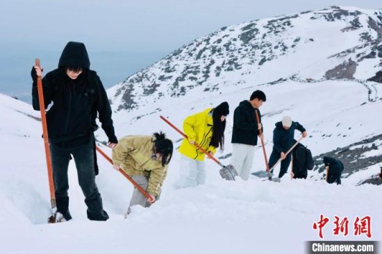 吉林冰雪游打破季节限定 多地推动实现“夏日戏雪”或“四季常态”