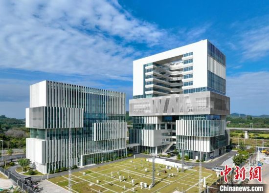 低空飞行气象保障产学研用联盟成立大会暨“广州低空飞行气象保障志愿者观测试验”启动会举行