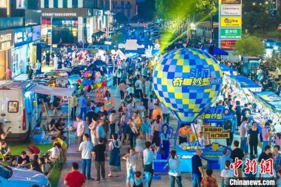 新业态激活“夜经济” 2025年端午假期绍兴运河沿线吸客